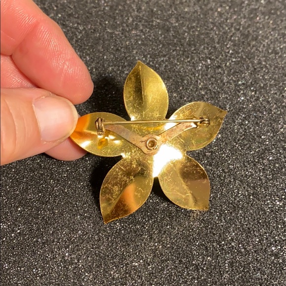 Gold tone rhinestone brooch. - Picture 2 of 3